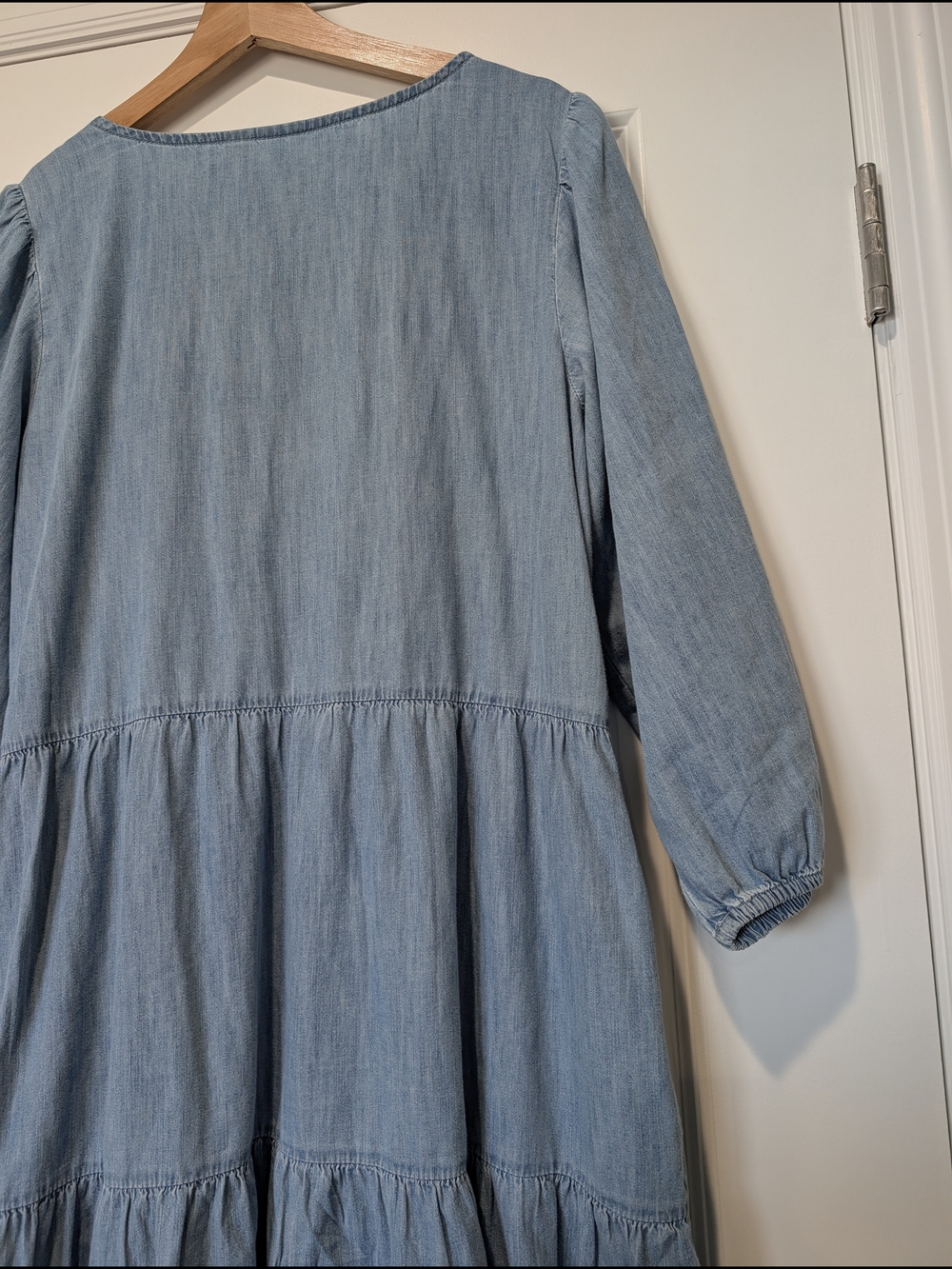 GAP Organic Cotton Light Blue V-Neck Denim Midi Dress‎ - Picture 6 of 7